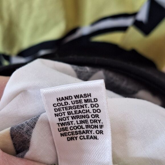 Cato Woman 18W Smocked Back A Line Sun Dress Black Yellow Floral‎ Straps Summer - Picture 8 of 8